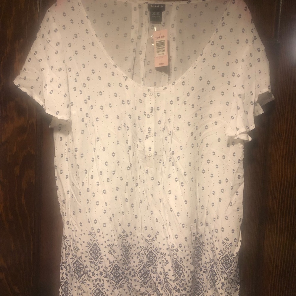 Torrid NWT Top